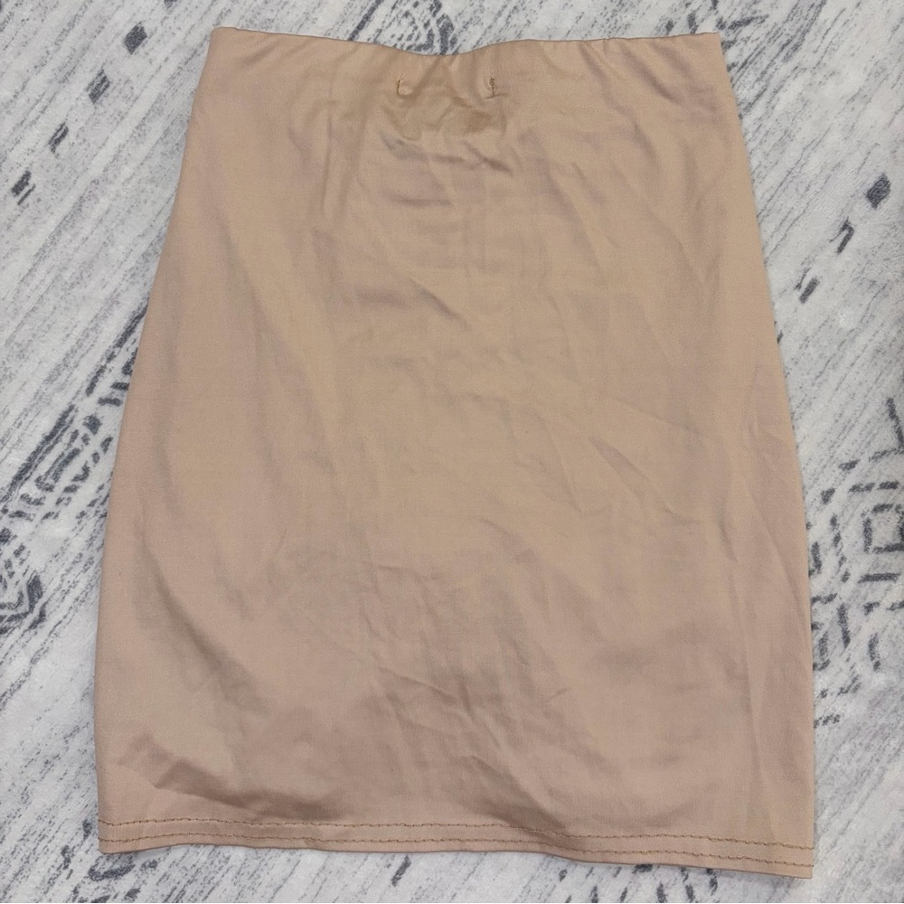 🌟2 for $10 Missy Empire Taupe Tan Satin Ruched Mini Skirt Glam Mobwife S - Picture 4 of 8
